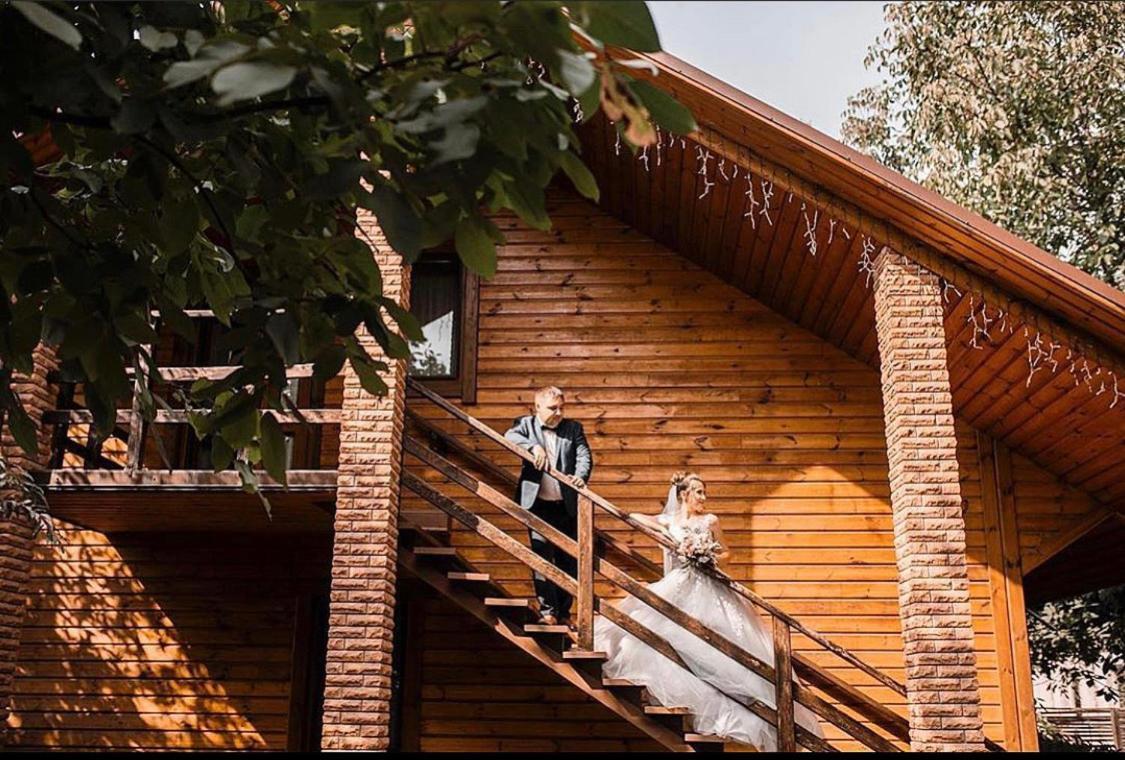 Hotel Bannyi Dvir Uzyn Εξωτερικό φωτογραφία